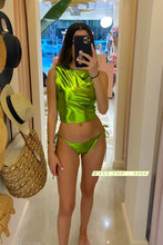 Cargar imagen en el visor de la galería, Salty green metallic bikini
